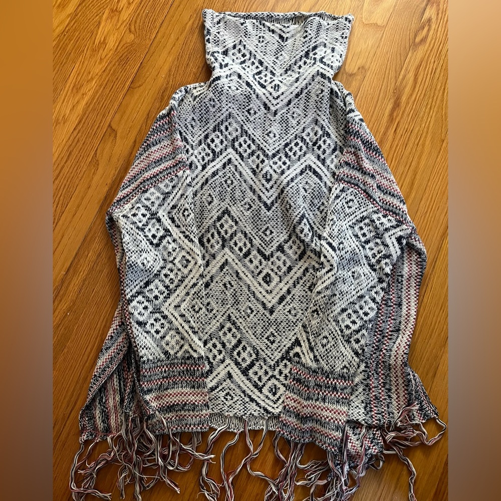 Mossimo cowl neck/turtleneck sweater with fringe